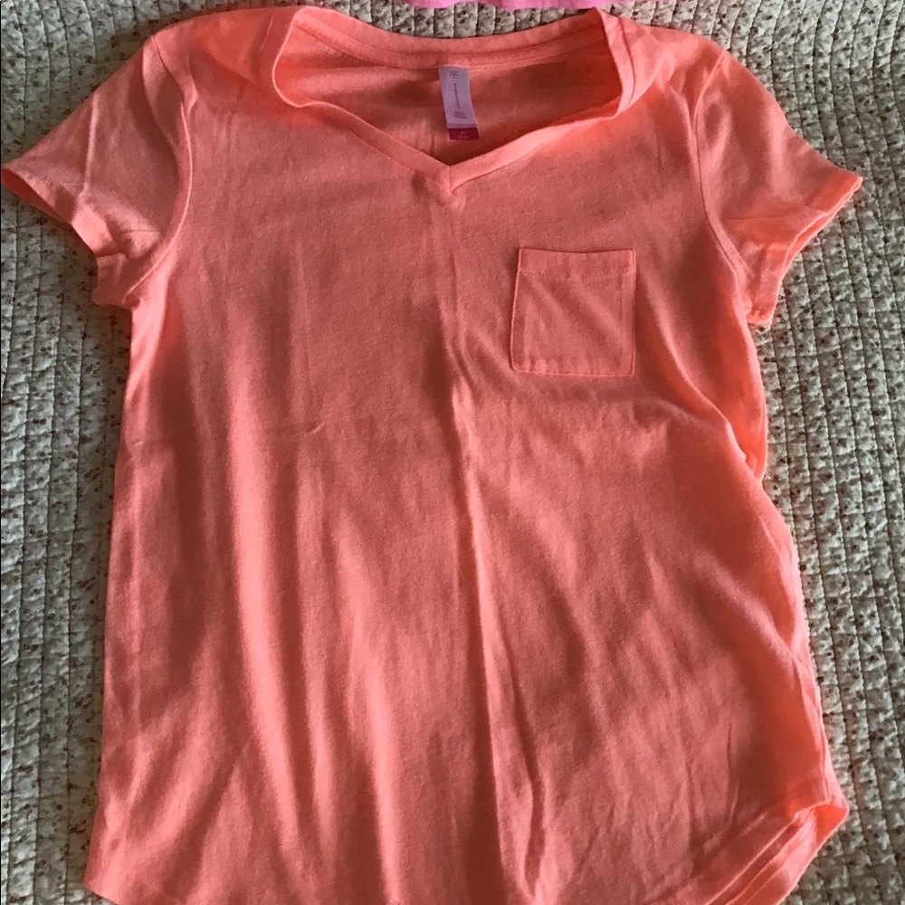 No boundaries tshirts